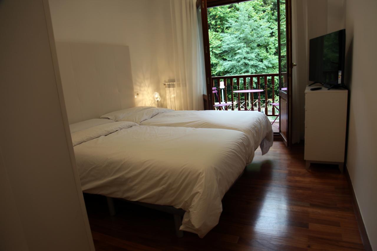Txikierdi Alde Auto Check-In Hotel Oiartzun Luaran gambar