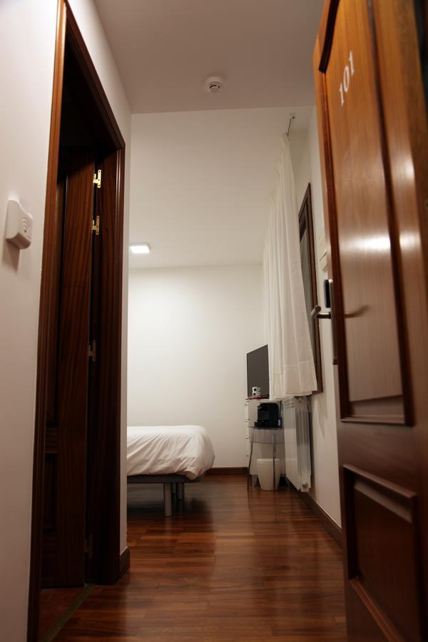Txikierdi Alde Auto Check-In Hotel Oiartzun Luaran gambar